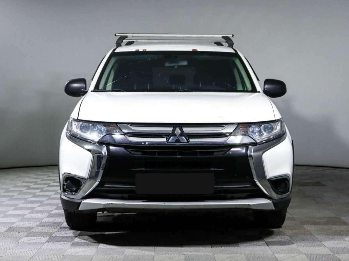 Купить Mitsubishi Outlander с пробегом. Фото: #1