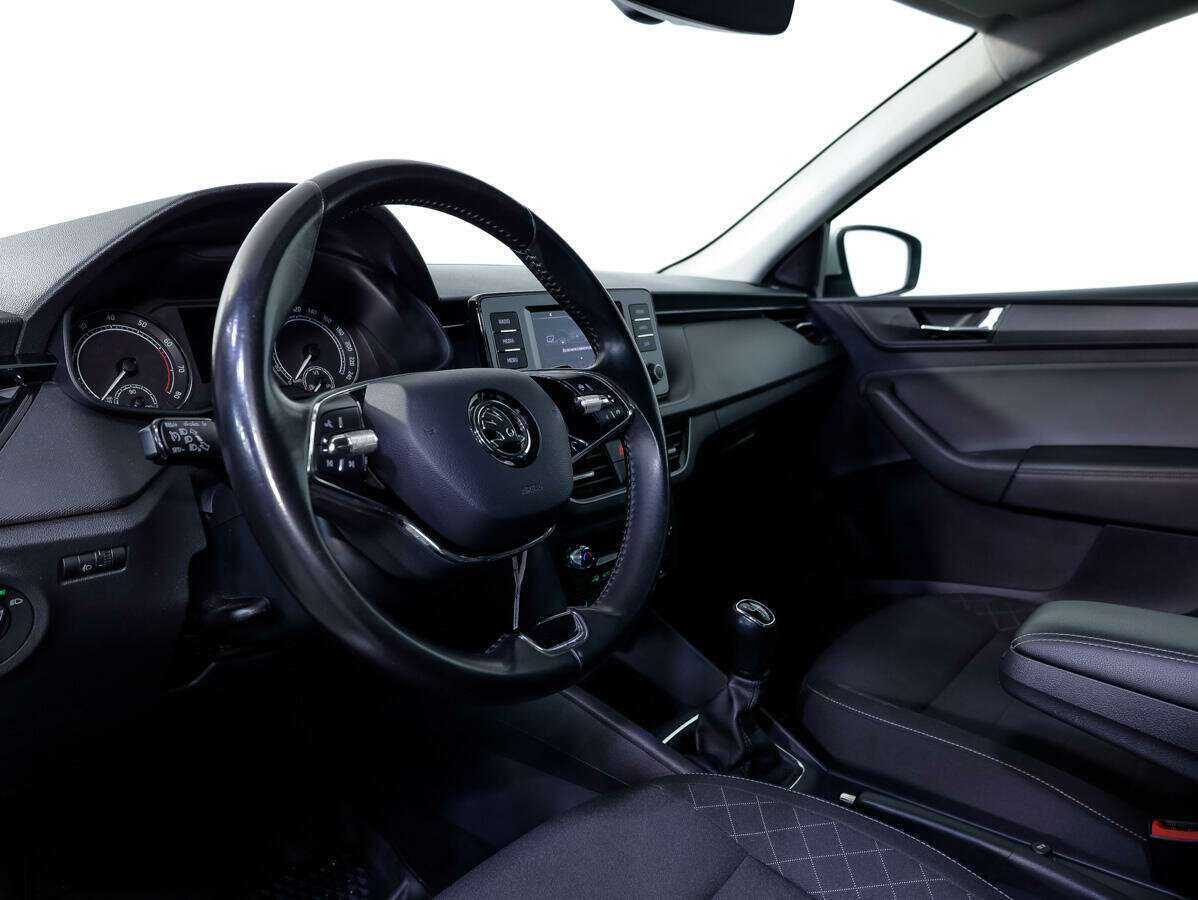 Купить Skoda Rapid с пробегом. Фото: #8