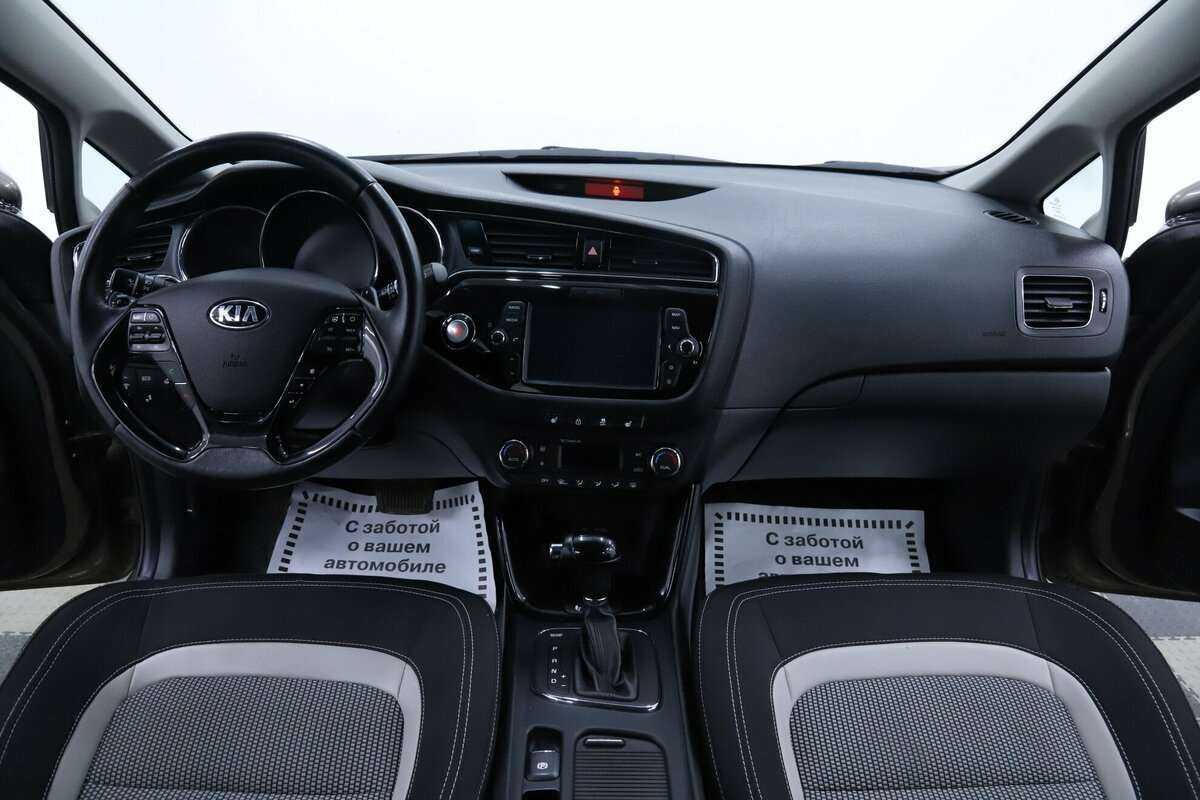 Купить Kia Ceed с пробегом. Фото: #10