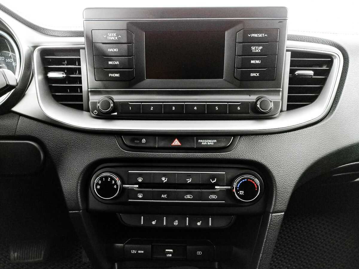 Купить Kia Ceed с пробегом. Фото: #12