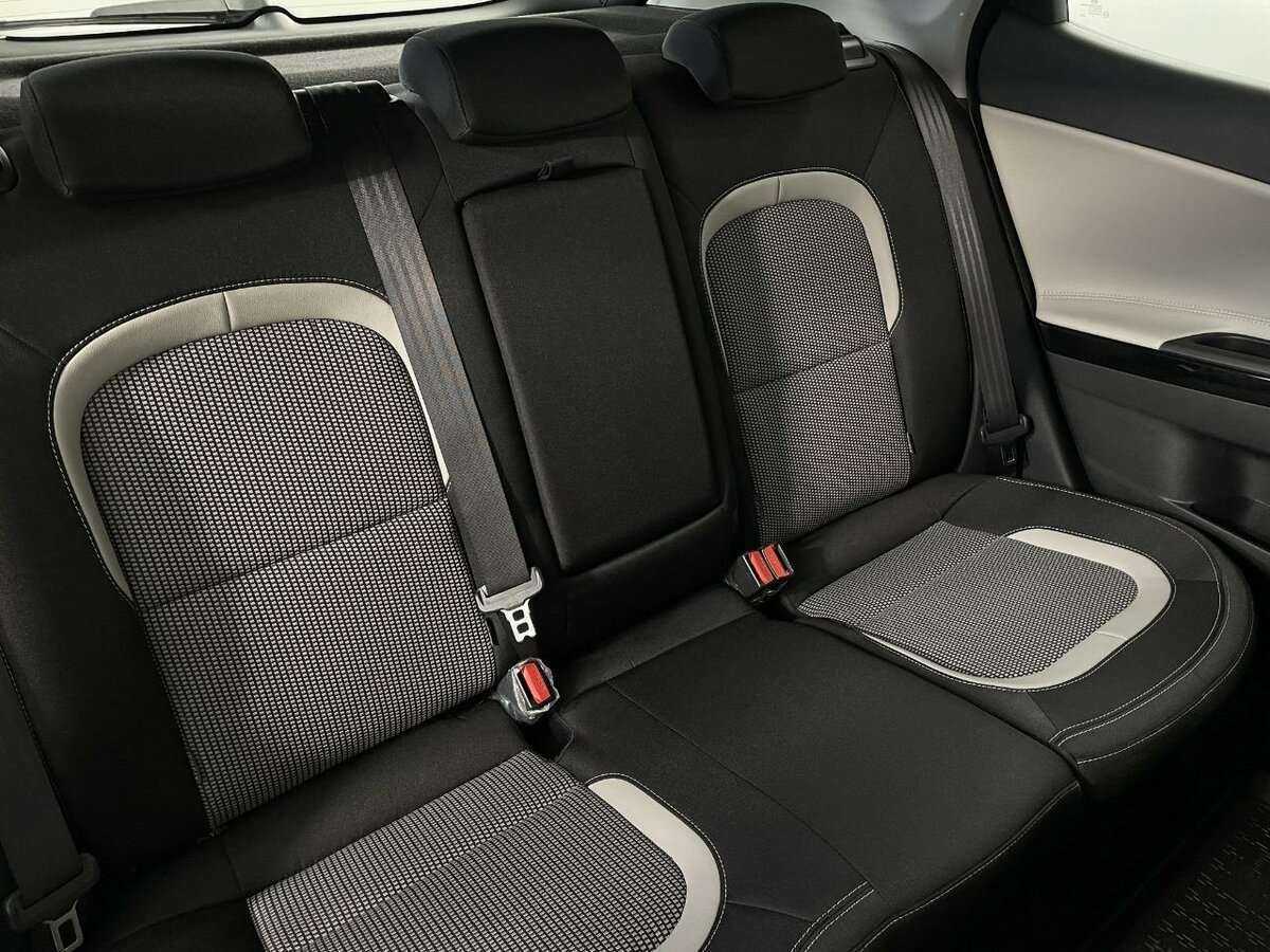 Купить Kia Ceed с пробегом. Фото: #14