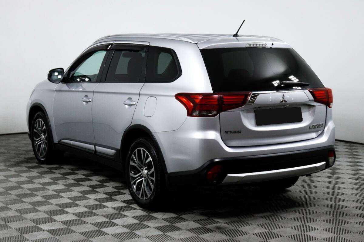 Купить Mitsubishi Outlander с пробегом. Фото: #6