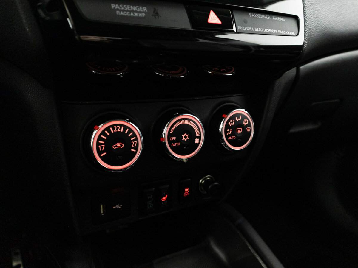 Купить Mitsubishi ASX с пробегом. Фото: #17