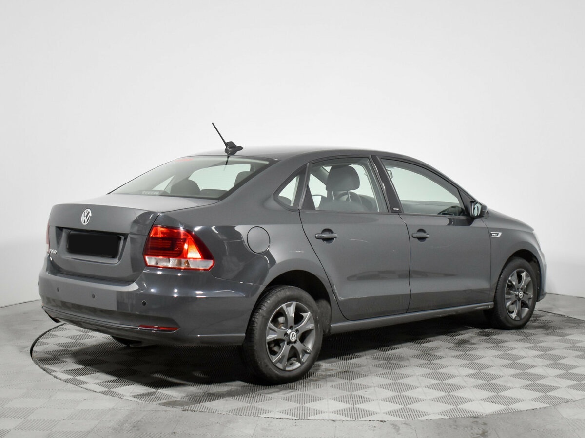 Купить Volkswagen Polo с пробегом. Фото: #4