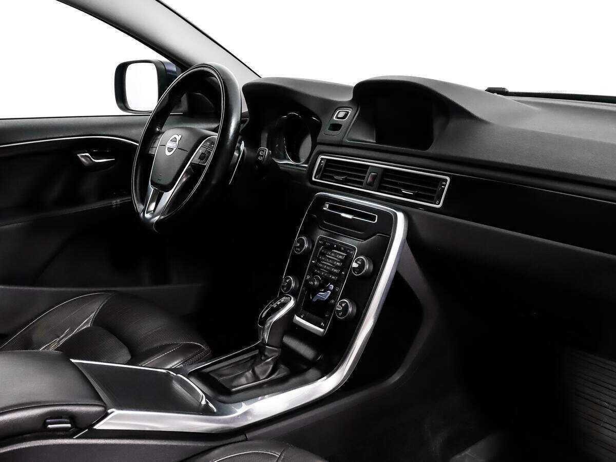 Купить Volvo XC70 с пробегом. Фото: #13