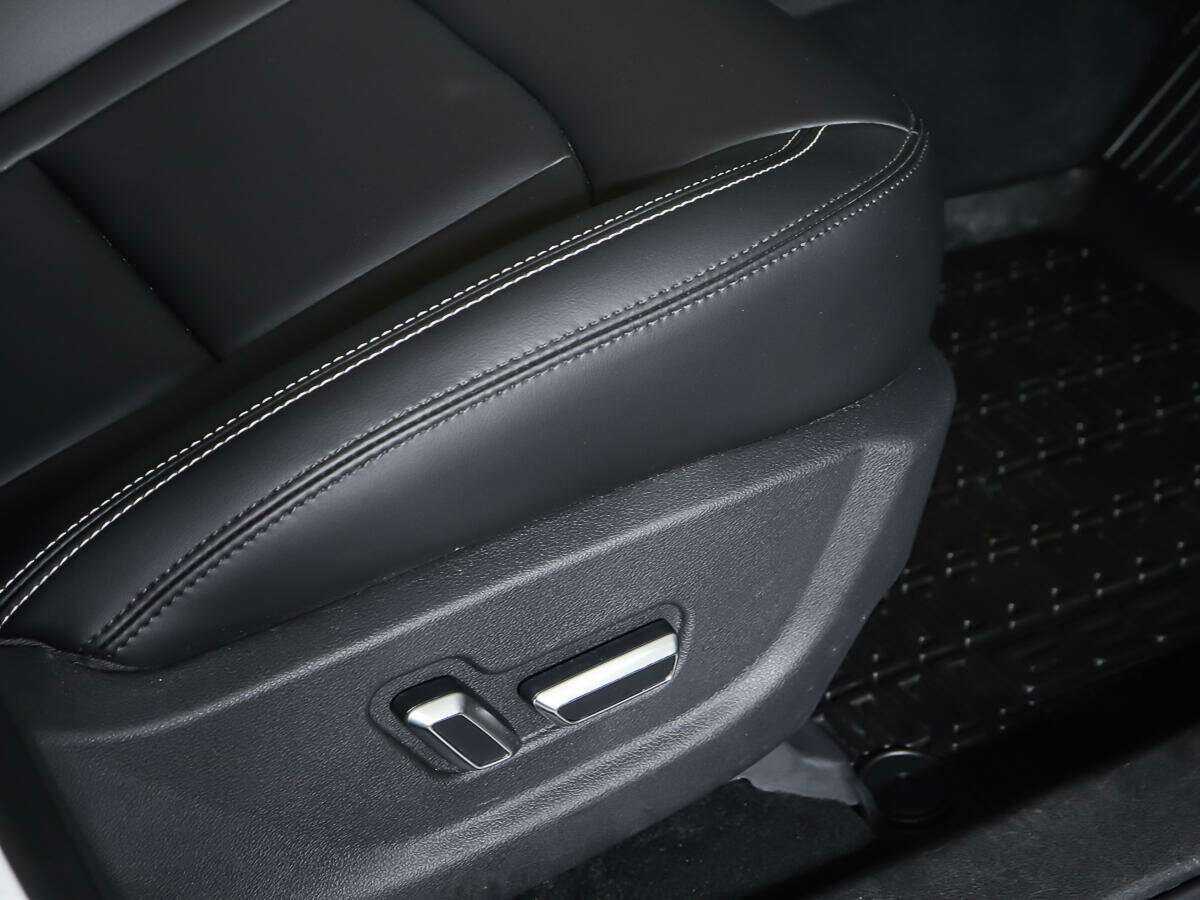 Купить Geely Atlas с пробегом. Фото: #14