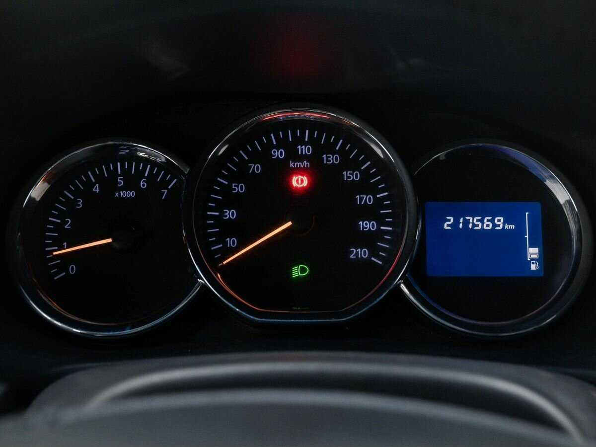 Купить Renault Sandero с пробегом. Фото: #16