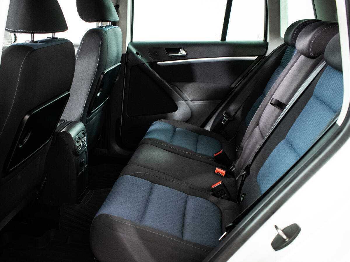 Купить Volkswagen Tiguan с пробегом. Фото: #9