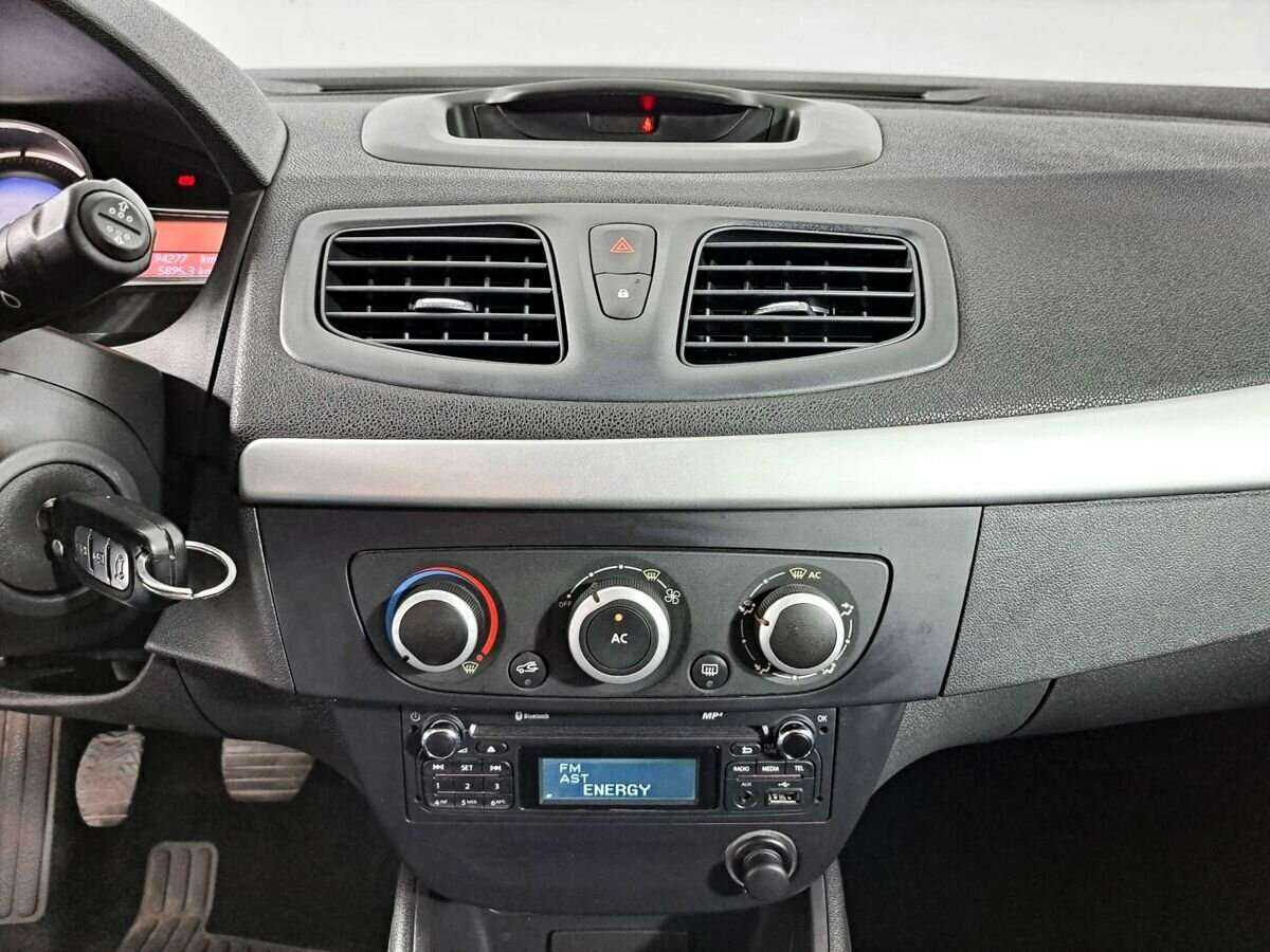 Купить Renault Megane с пробегом. Фото: #12