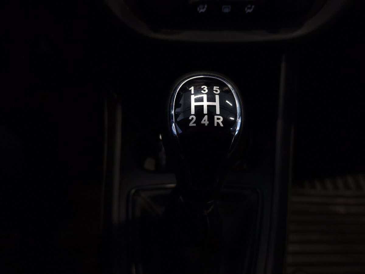 Купить Lada (ВАЗ) Vesta с пробегом. Фото: #8