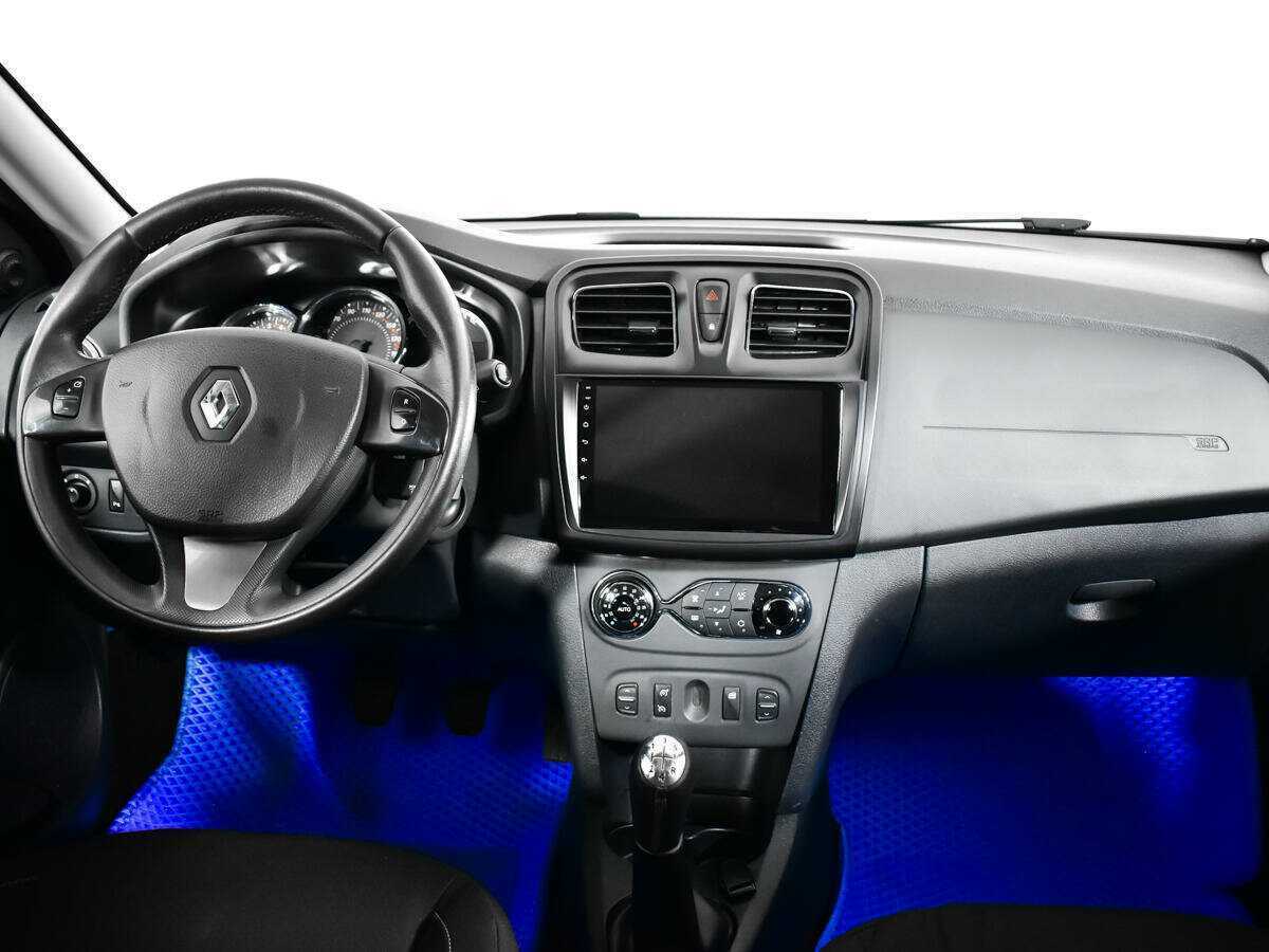 Купить Renault Sandero с пробегом. Фото: #11