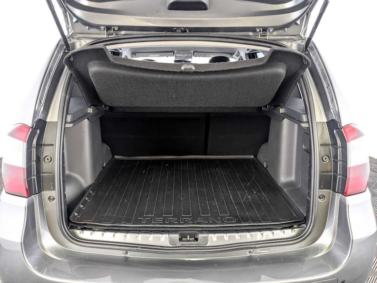 Купить Nissan Terrano с пробегом. Фото: #9