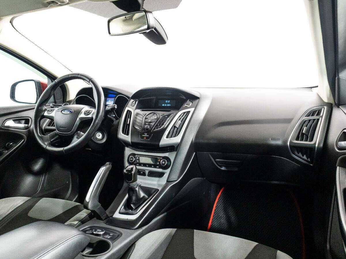 Купить Ford Focus с пробегом. Фото: #8