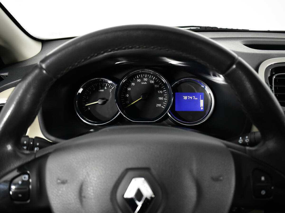 Купить Renault Logan с пробегом. Фото: #10