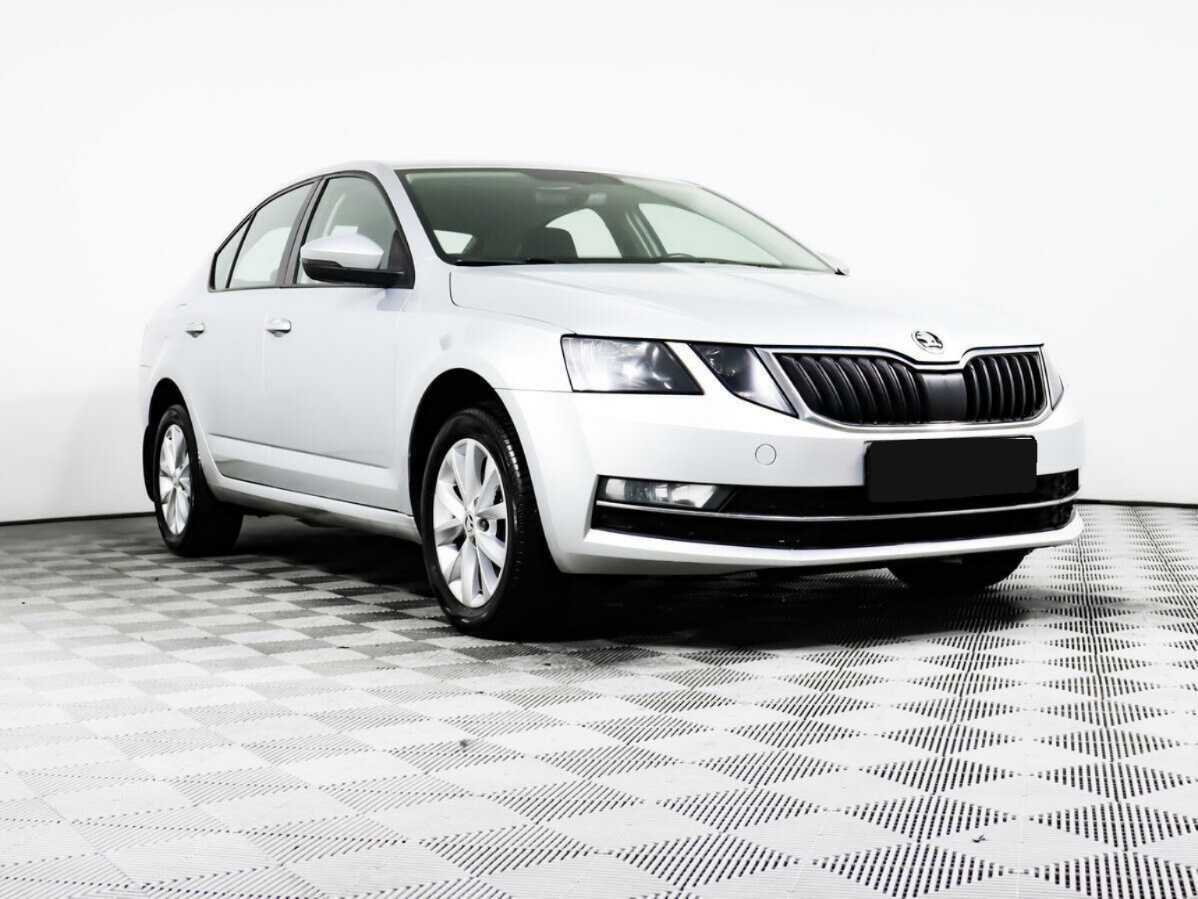 Купить Skoda Octavia с пробегом. Фото: #2
