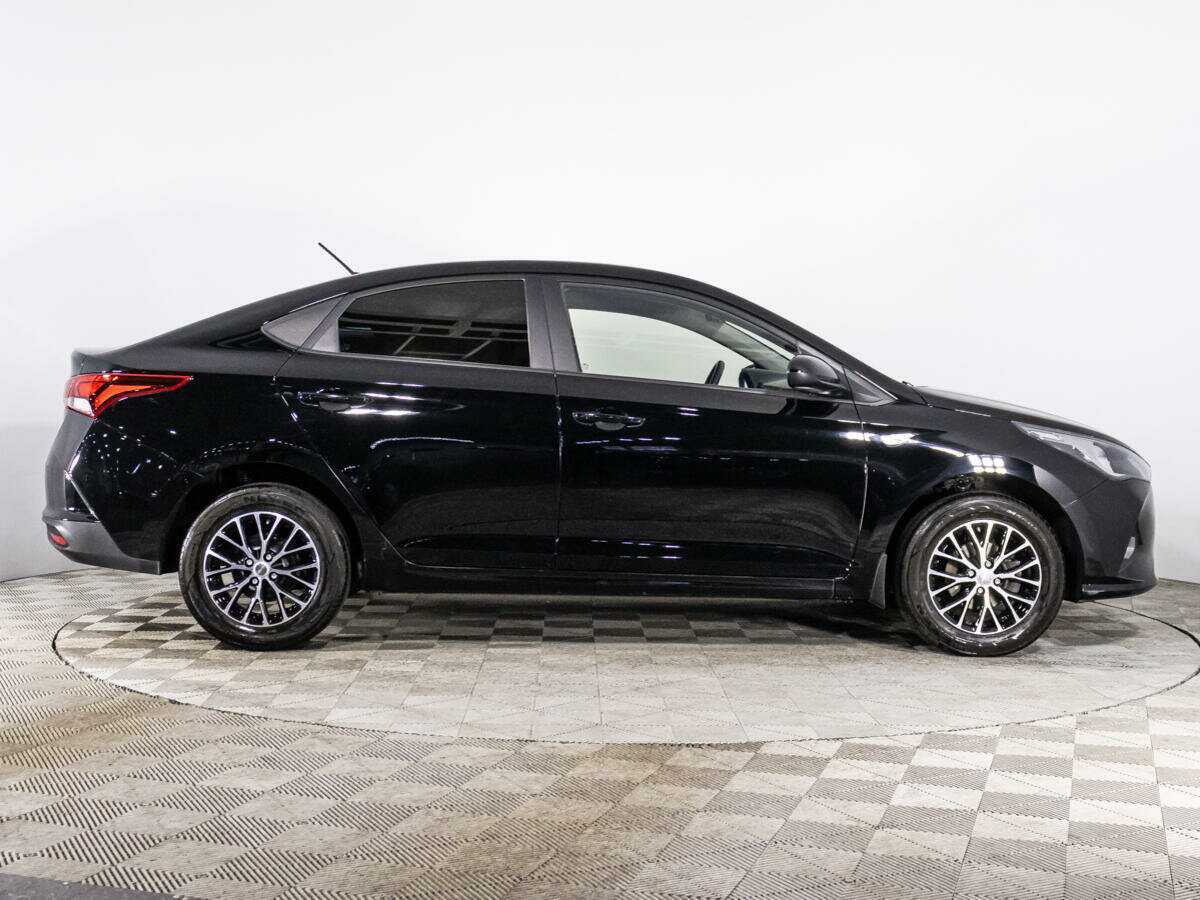 Купить Hyundai Solaris с пробегом. Фото: #3