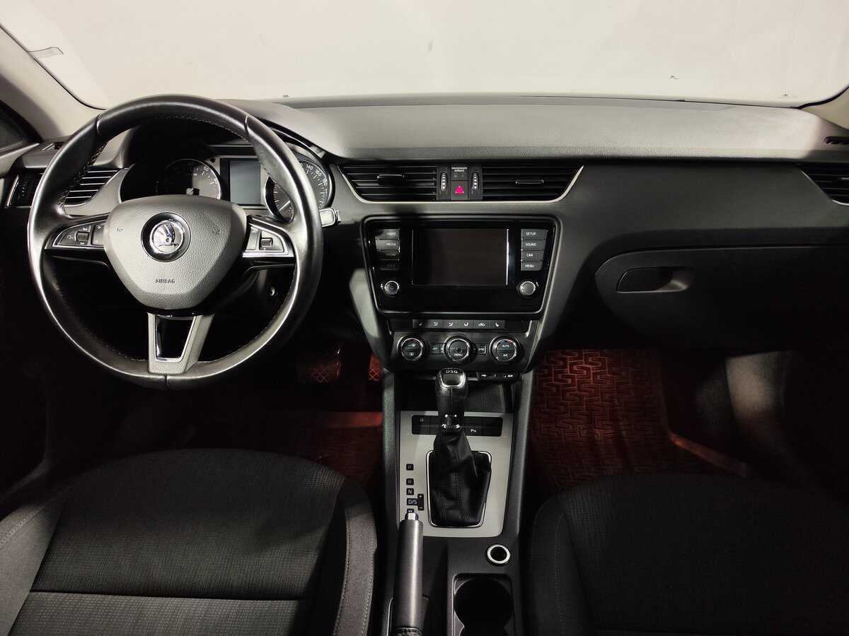 Купить Skoda Octavia с пробегом. Фото: #11