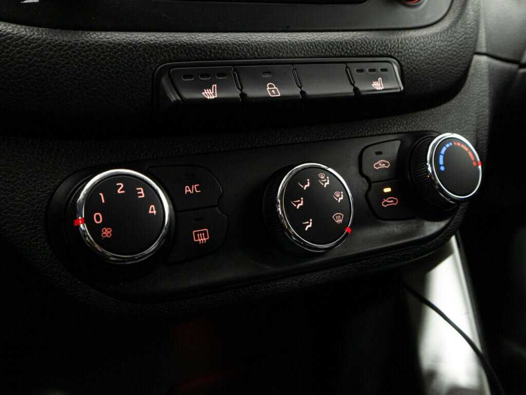 Купить Kia Ceed с пробегом. Фото: #14