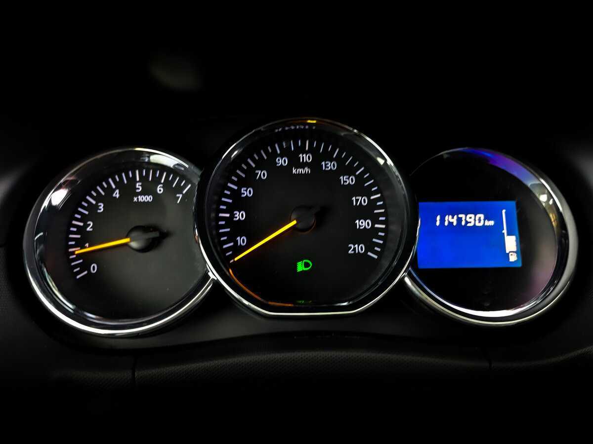 Купить Renault Duster с пробегом. Фото: #10