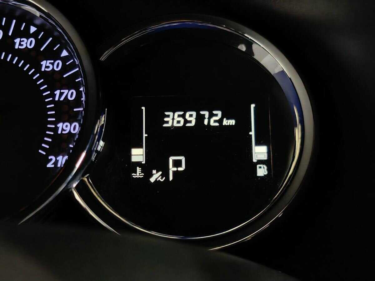 Купить Renault Sandero с пробегом. Фото: #15