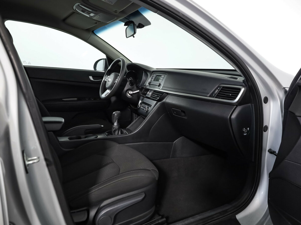 Купить Kia Optima с пробегом. Фото: #17