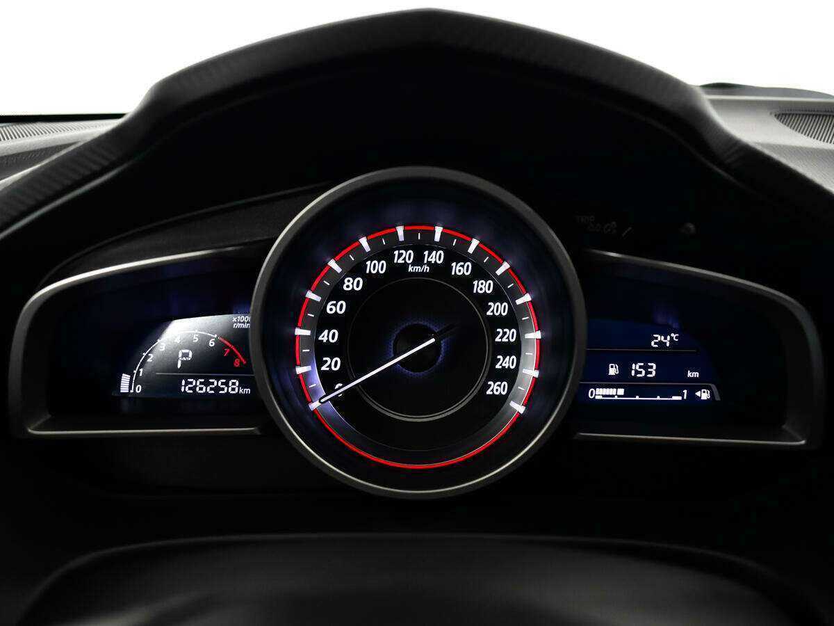 Купить Mazda 3 с пробегом. Фото: #10
