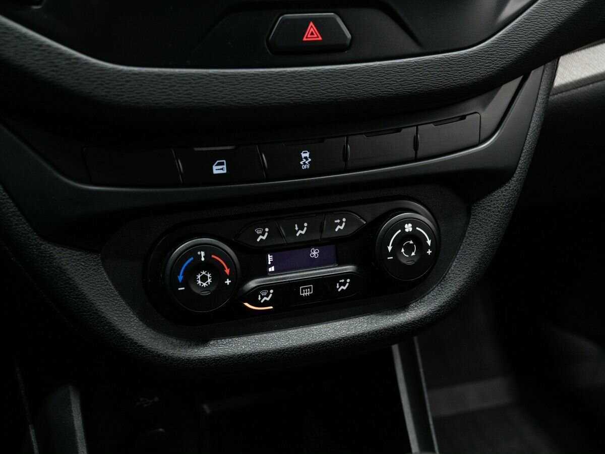 Купить Lada (ВАЗ) Vesta с пробегом. Фото: #18