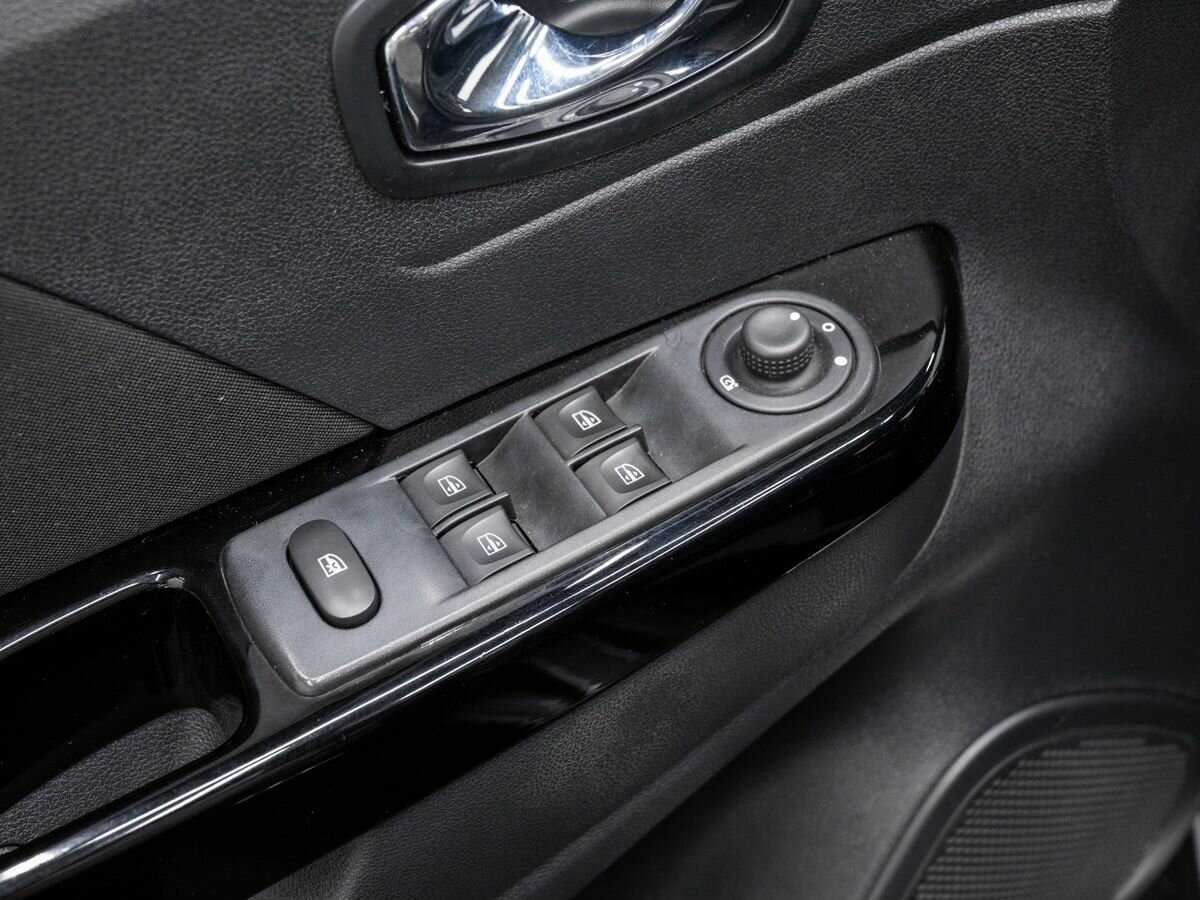 Купить Renault Kaptur с пробегом. Фото: #14