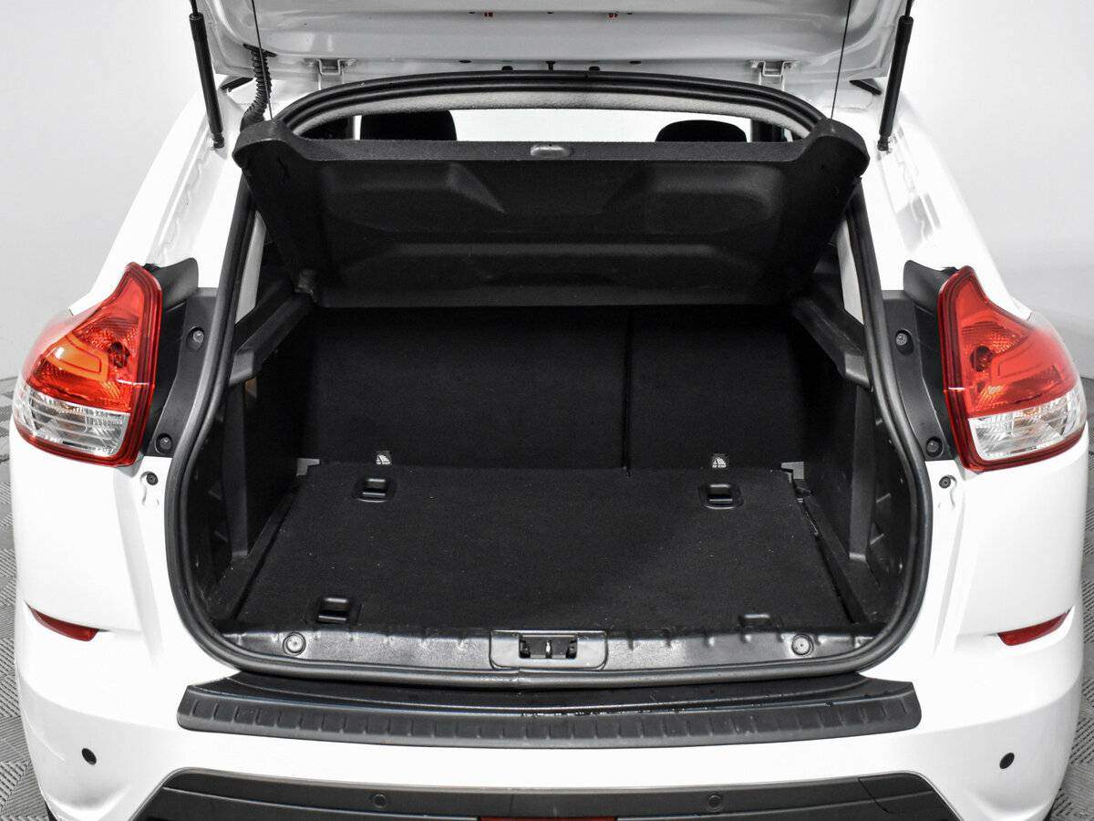 Купить Lada (ВАЗ) XRAY с пробегом. Фото: #18