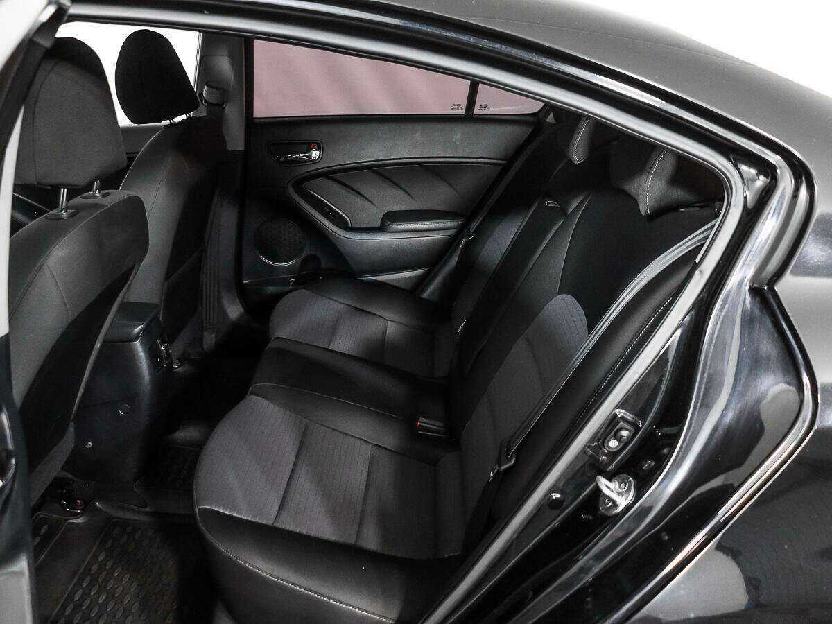 Купить Kia Cerato с пробегом. Фото: #9