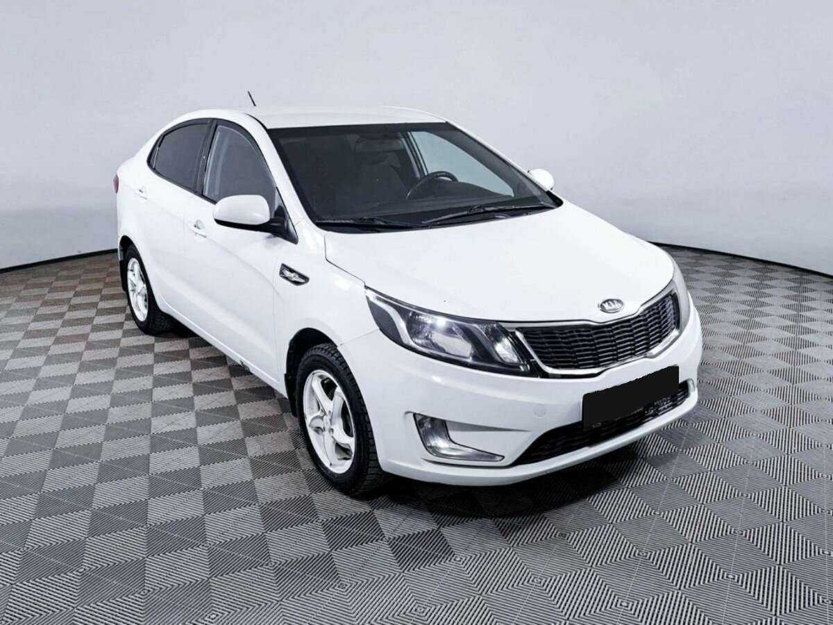 Купить Kia Rio с пробегом. Фото: #2