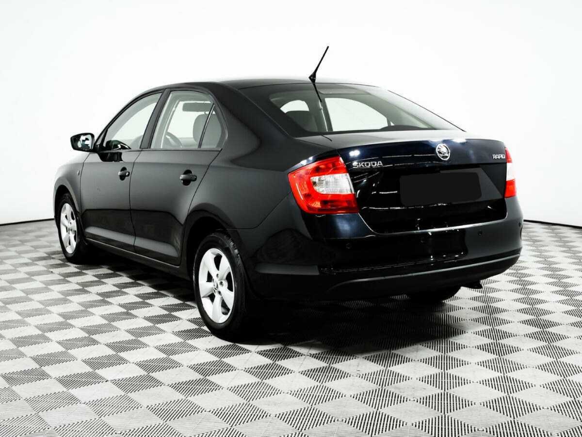 Купить Skoda Rapid с пробегом. Фото: #6