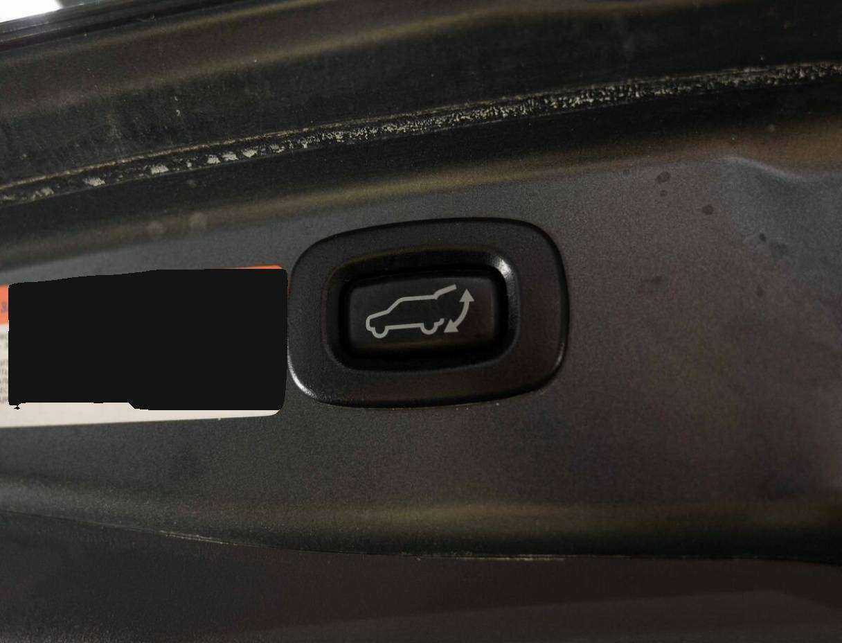 Купить Mitsubishi Outlander с пробегом. Фото: #23