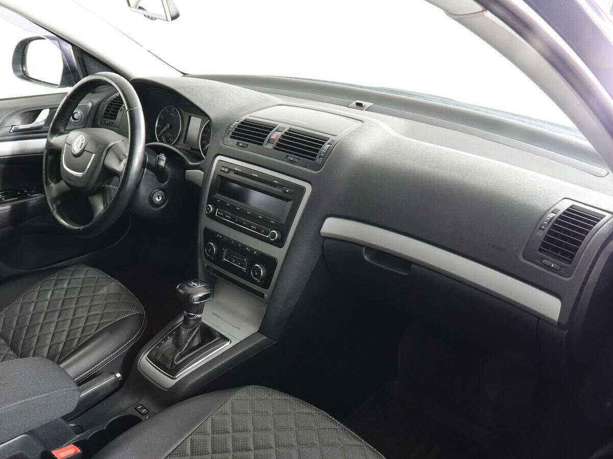 Купить Skoda Octavia с пробегом. Фото: #8