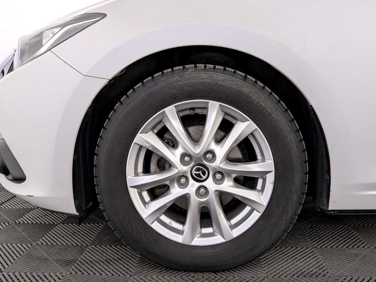 Купить Mazda 3 с пробегом. Фото: #17