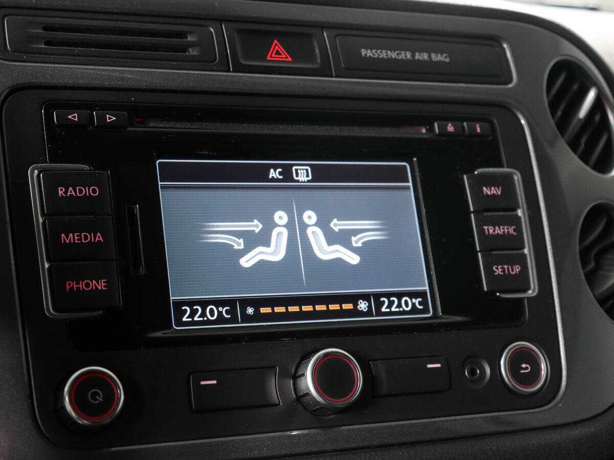 Купить Volkswagen Tiguan с пробегом. Фото: #14