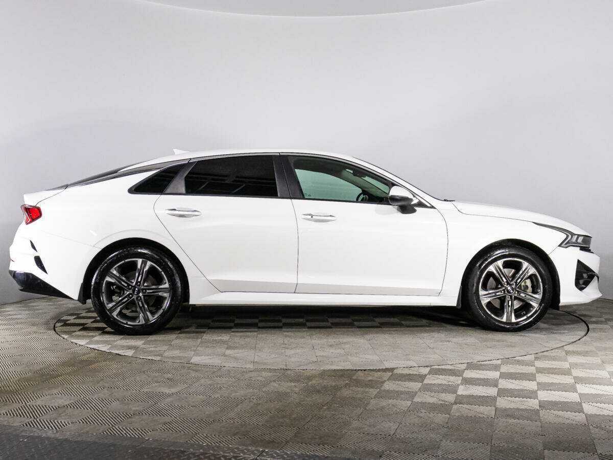 Купить Kia K5 с пробегом. Фото: #3