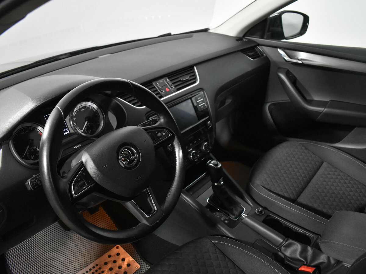 Купить Skoda Octavia с пробегом. Фото: #8