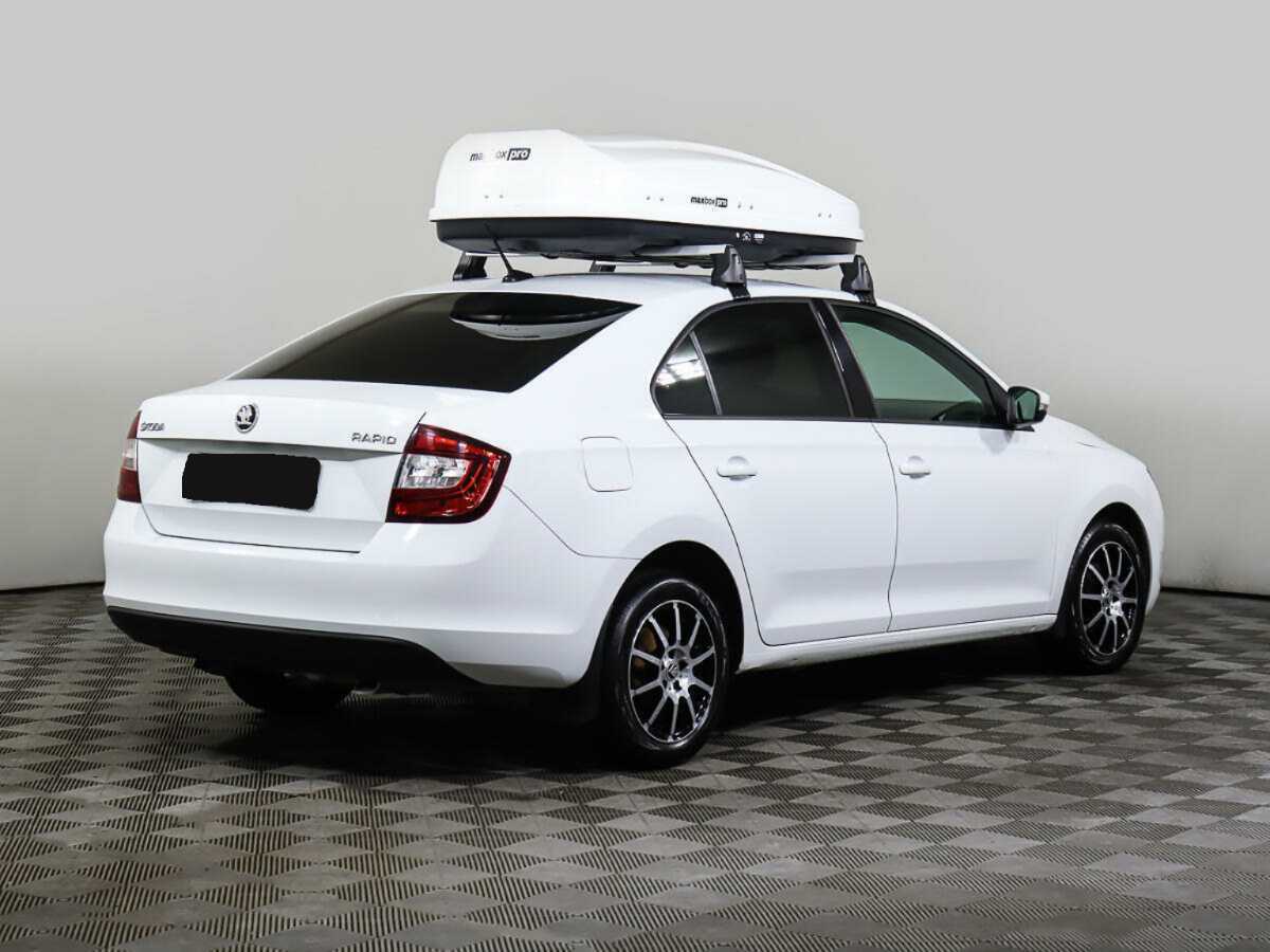 Купить Skoda Rapid с пробегом. Фото: #4