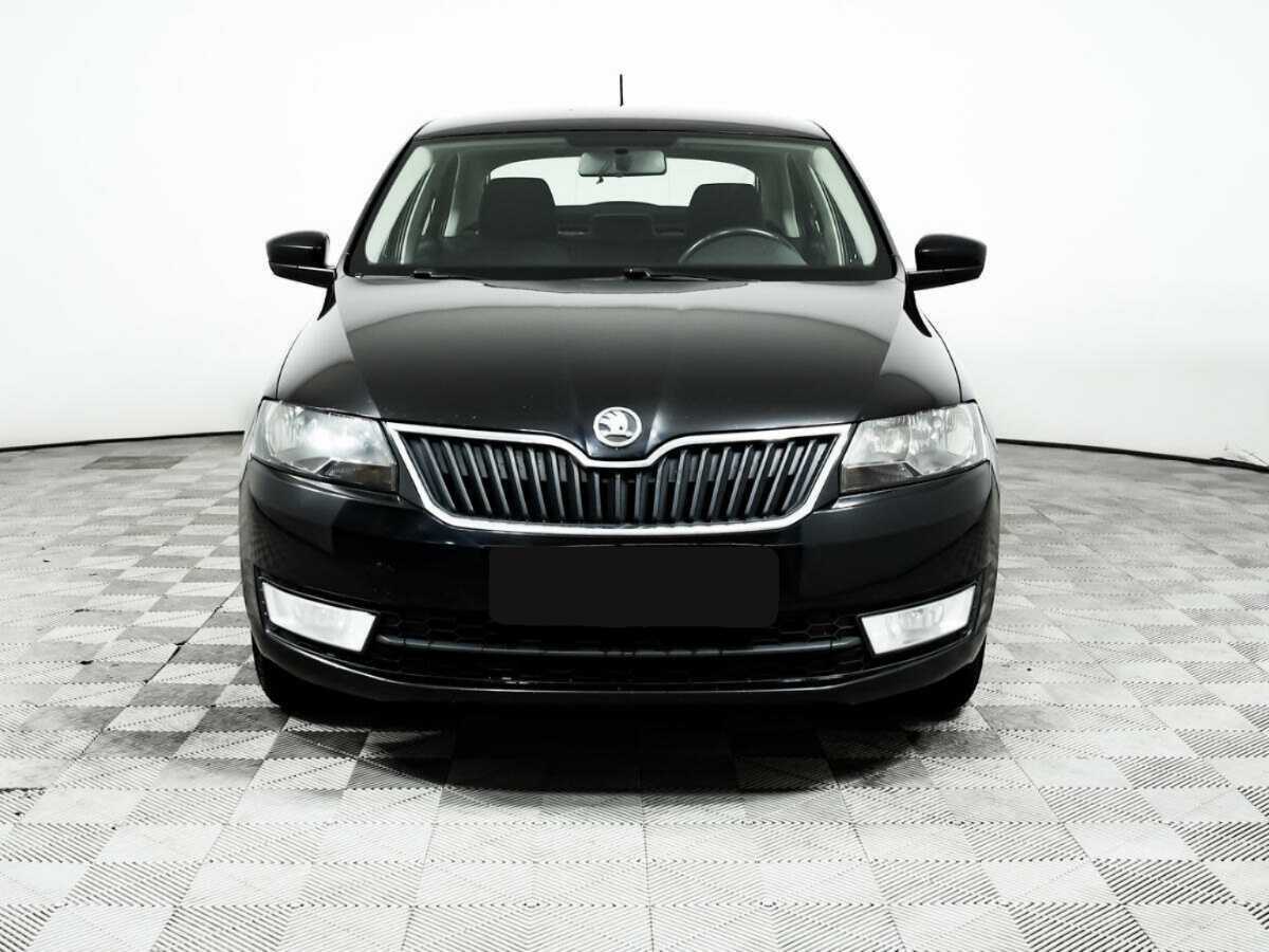 Купить Skoda Rapid с пробегом. Фото: #1