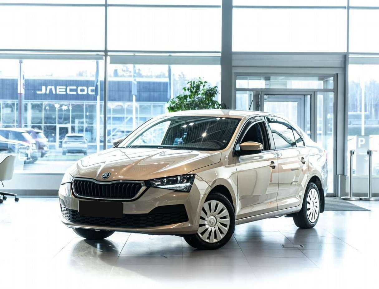 Купить Skoda Rapid с пробегом. Фото: #0