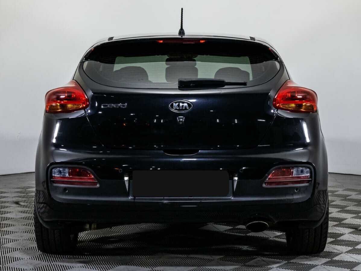 Купить Kia Ceed с пробегом. Фото: #4