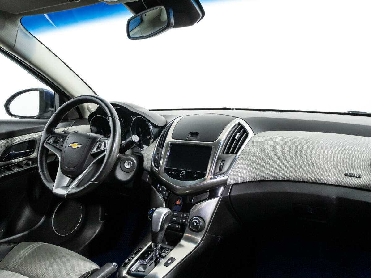 Купить Chevrolet Cruze с пробегом. Фото: #8