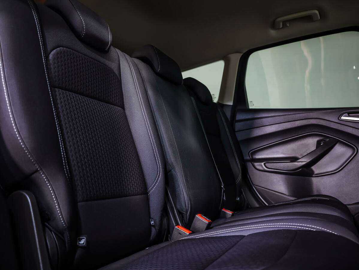 Купить Ford Kuga с пробегом. Фото: #10