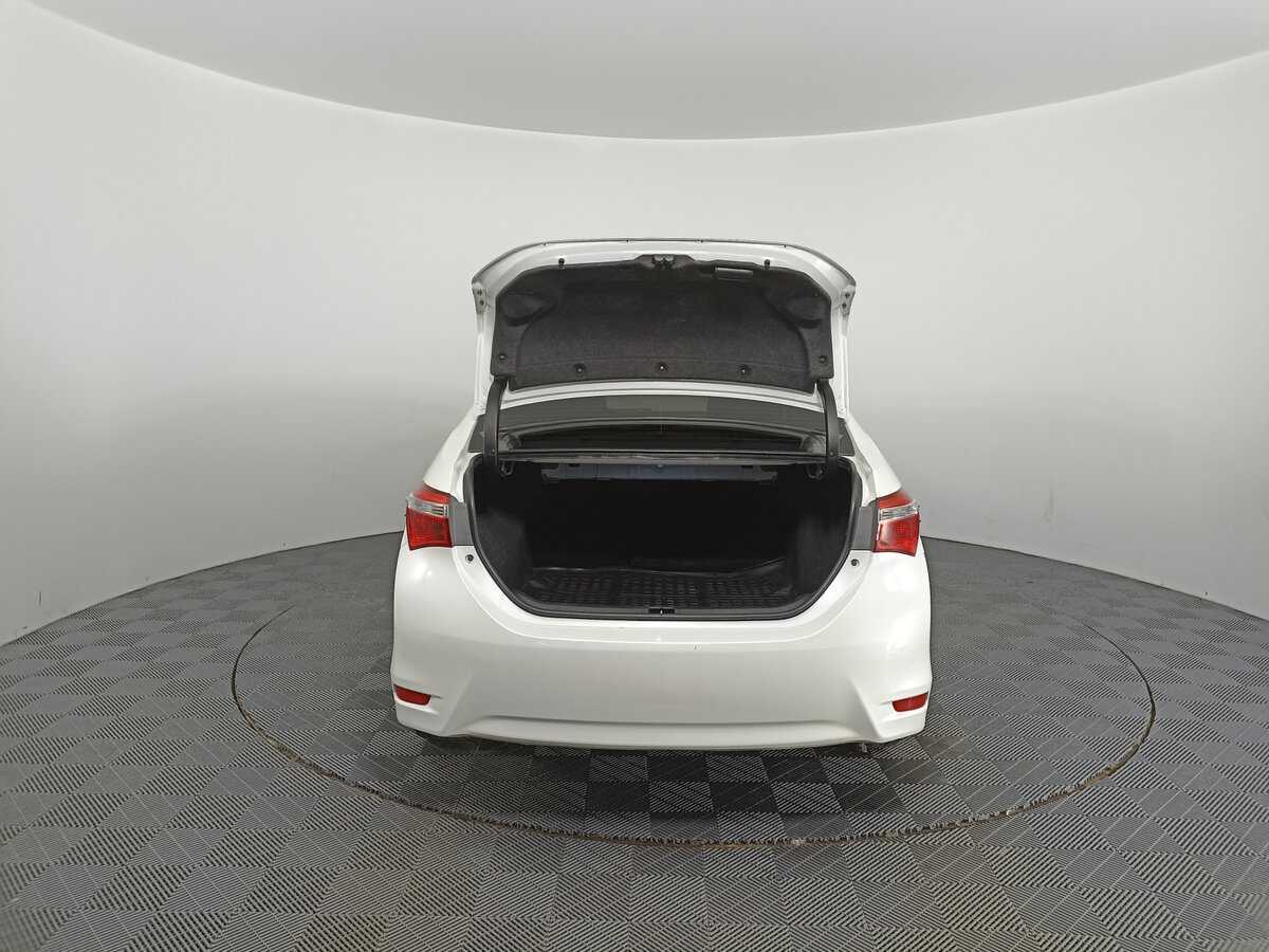 Купить Toyota Corolla с пробегом. Фото: #9