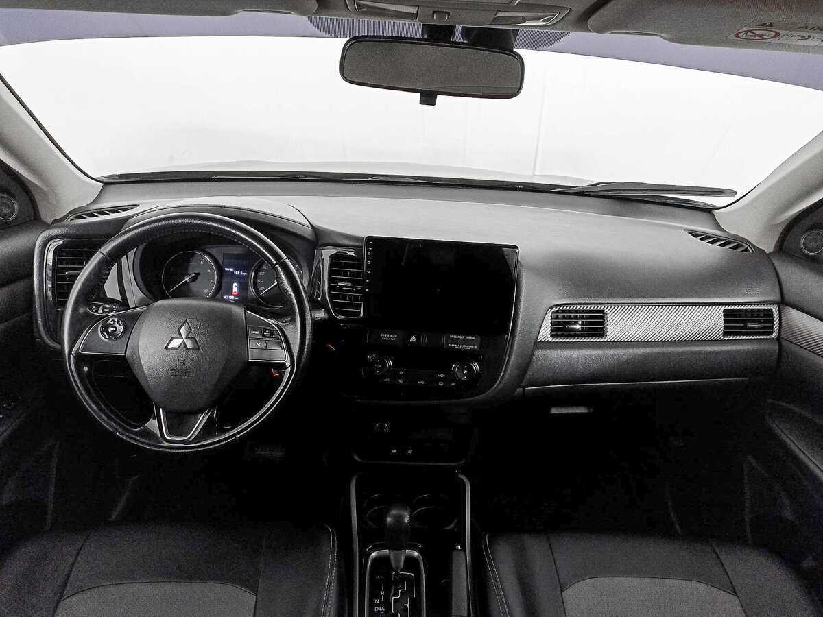 Купить Mitsubishi Outlander с пробегом. Фото: #12