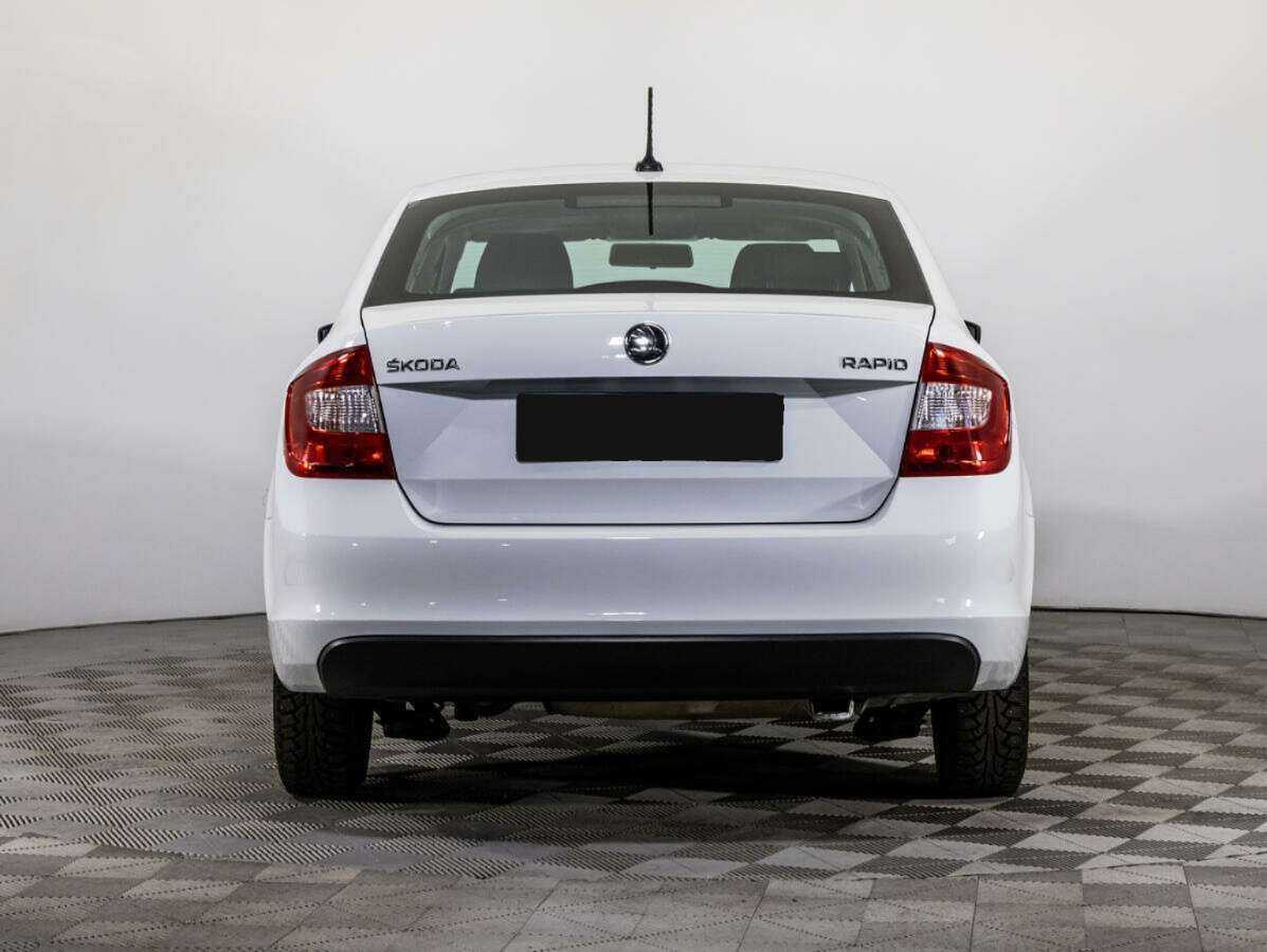 Купить Skoda Rapid с пробегом. Фото: #4