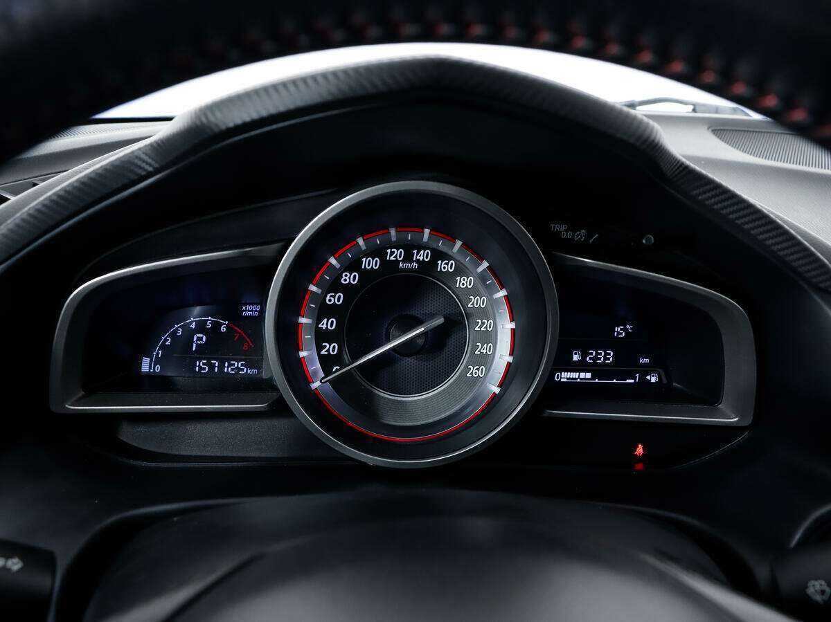 Купить Mazda 3 с пробегом. Фото: #14