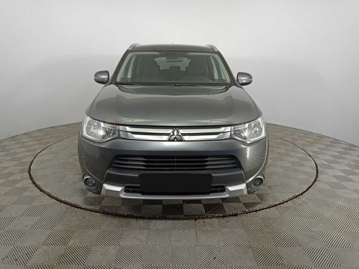 Купить Mitsubishi Outlander с пробегом. Фото: #1