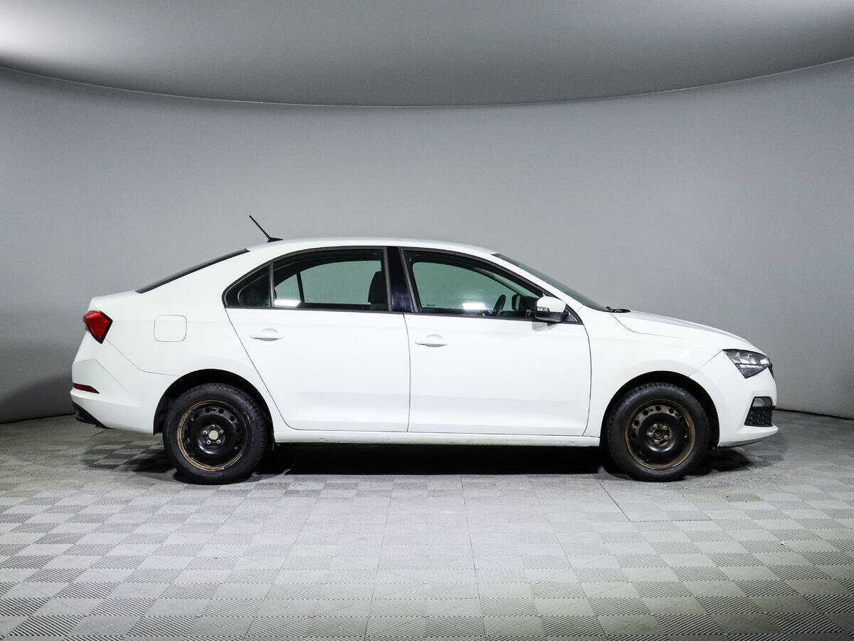 Купить Skoda Rapid с пробегом. Фото: #3